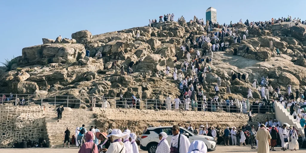 What to Pack for Hajj or Umrah – Essential Checklist for 2025 Pilgrims